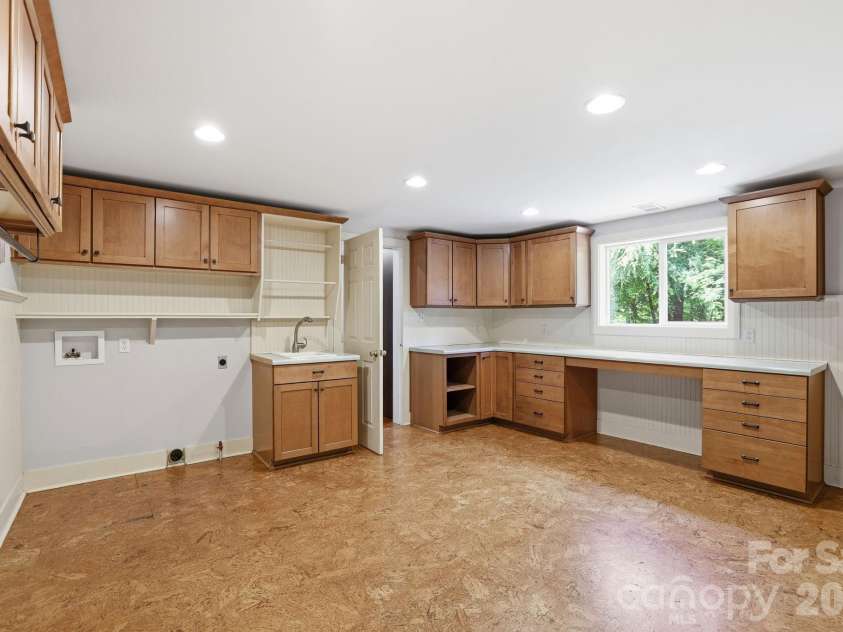3285 Pleasant Road, Fort Mill, SC 29708.  MLS# CAR4372643, YatesRealty ID 25077. Laundry Room / Craft Room