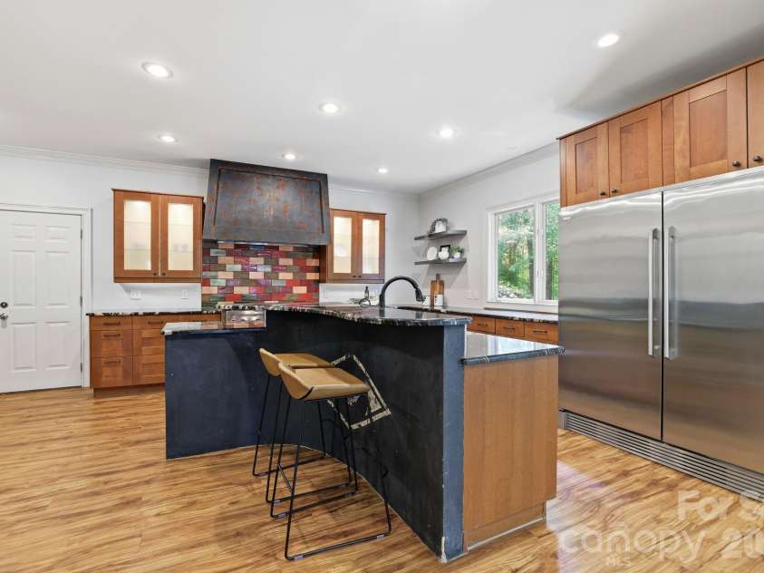 3285 Pleasant Road, Fort Mill, SC 29708.  MLS# CAR4372643, YatesRealty ID 25077. Subzero Refrigerator