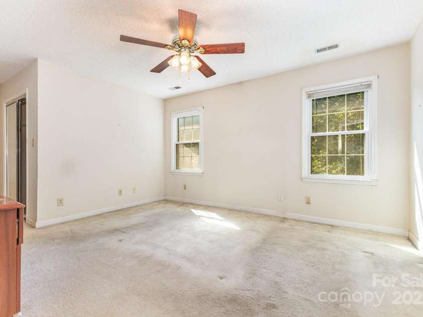 13446 Cassington Court, Charlotte, NC 28273.  MLS# CAR4278415, YatesRealty ID 25078. 