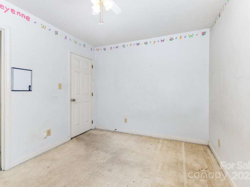 13446 Cassington Court, Charlotte, NC 28273.  MLS# CAR4278415, YatesRealty ID 25078. 