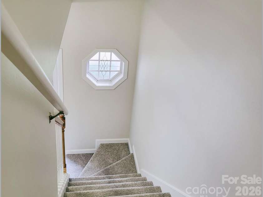 2149 Lennox Square Road, Charlotte, NC 28210.  MLS# CAR4381793, YatesRealty ID 25078. 