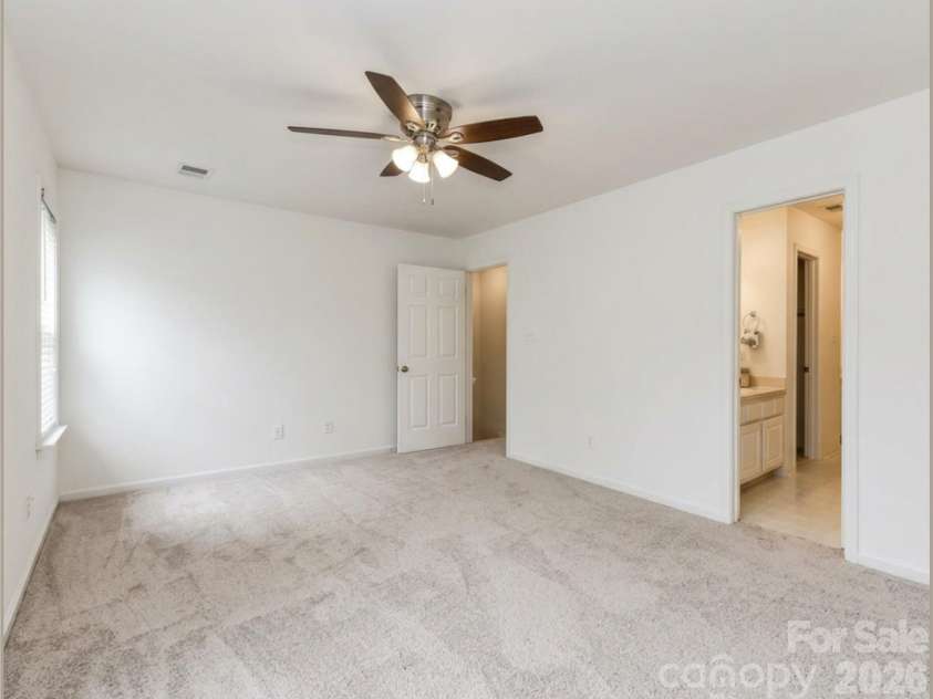 2149 Lennox Square Road, Charlotte, NC 28210.  MLS# CAR4381793, YatesRealty ID 25078. 