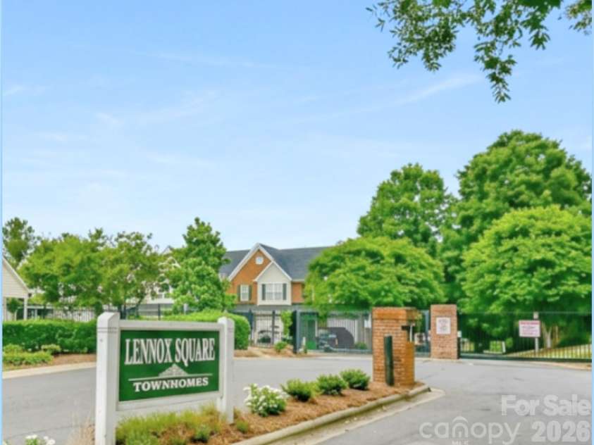 2149 Lennox Square Road, Charlotte, NC 28210.  MLS# CAR4381793, YatesRealty ID 25078. 