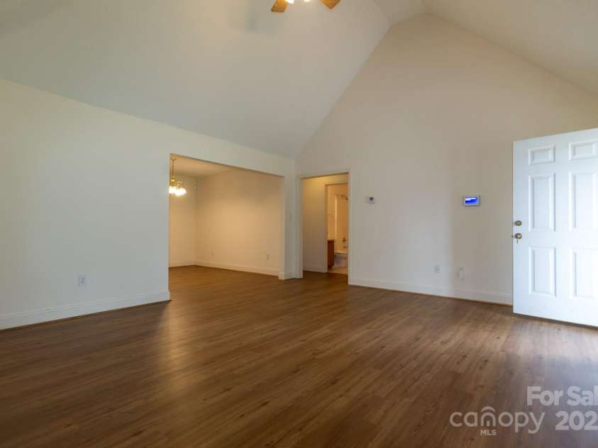 202 Gaston Street, Kings Mountain, NC 28086.  MLS# CAR4279355, YatesRealty ID 25079. 