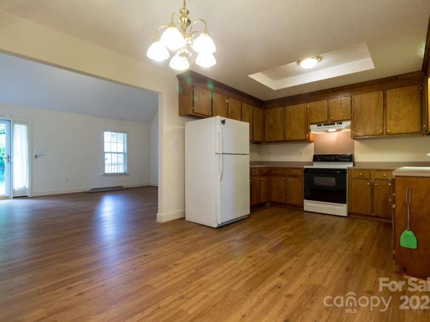 202 Gaston Street, Kings Mountain, NC 28086.  MLS# CAR4279355, YatesRealty ID 25079. 