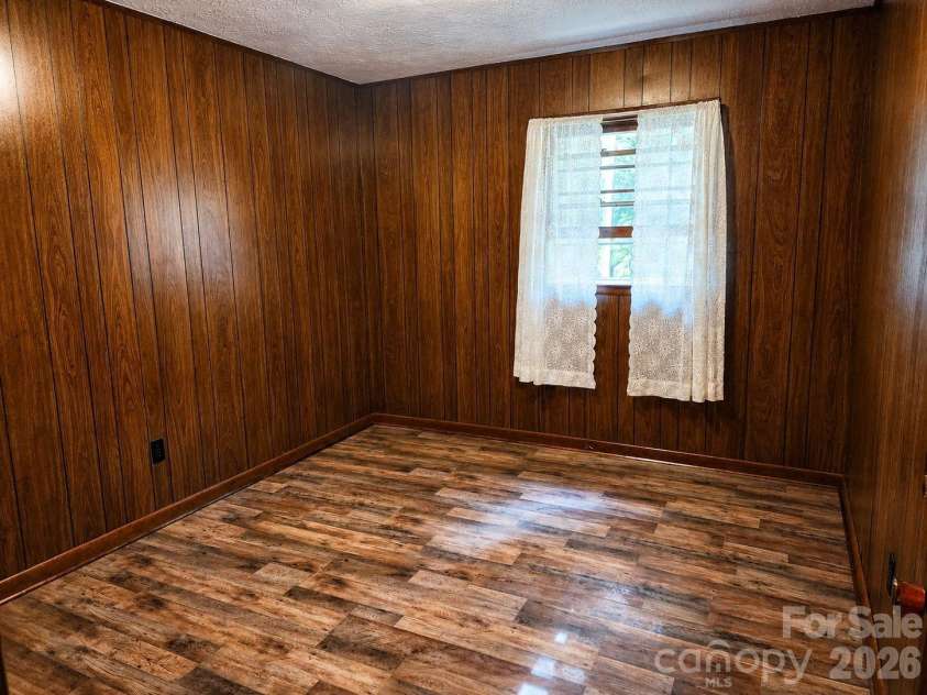 560 Bailey Mountain Road, Mars Hill, NC 28754.  MLS# CAR4279232, YatesRealty ID 2508. 