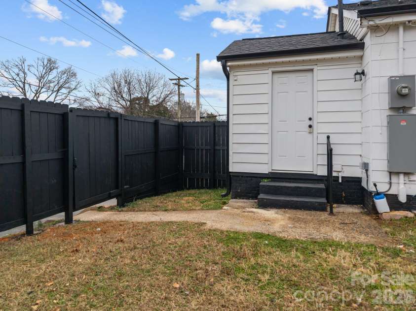 59 Mckinnon Avenue, Concord, NC 28025.  MLS# CAR4331741, YatesRealty ID 2508. 