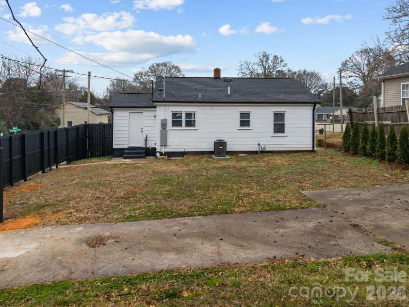 59 Mckinnon Avenue, Concord, NC 28025.  MLS# CAR4331741, YatesRealty ID 2508. 