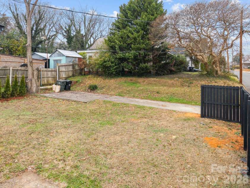 59 Mckinnon Avenue, Concord, NC 28025.  MLS# CAR4331741, YatesRealty ID 2508. 