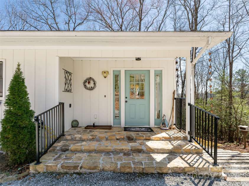 75 Deep Woods Road, Mills River, NC 28759.  MLS# CAR4235686, YatesRealty ID 2508. 