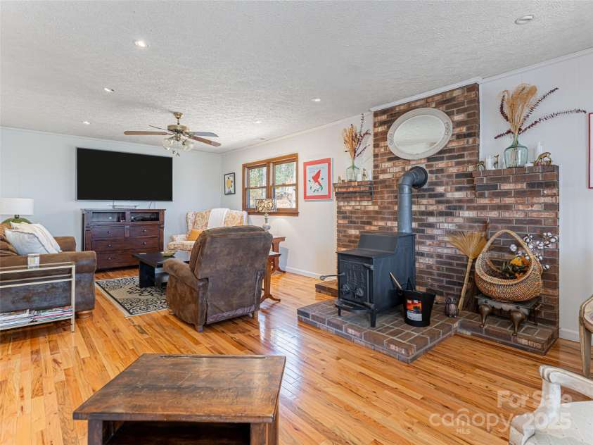 75 Deep Woods Road, Mills River, NC 28759.  MLS# CAR4235686, YatesRealty ID 2508. 