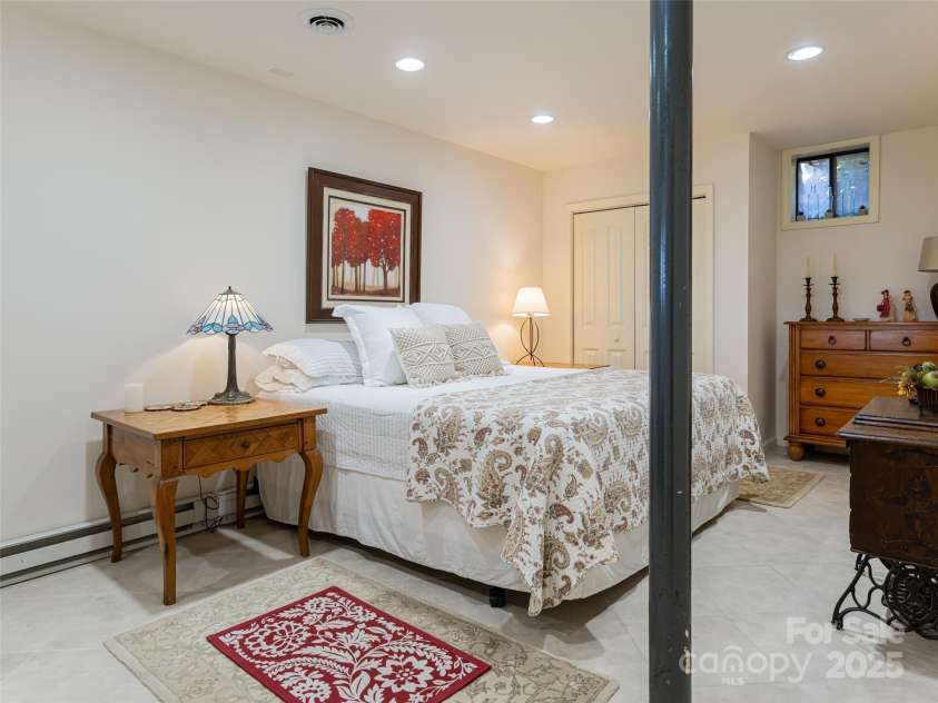 75 Deep Woods Road, Mills River, NC 28759.  MLS# CAR4235686, YatesRealty ID 2508. 