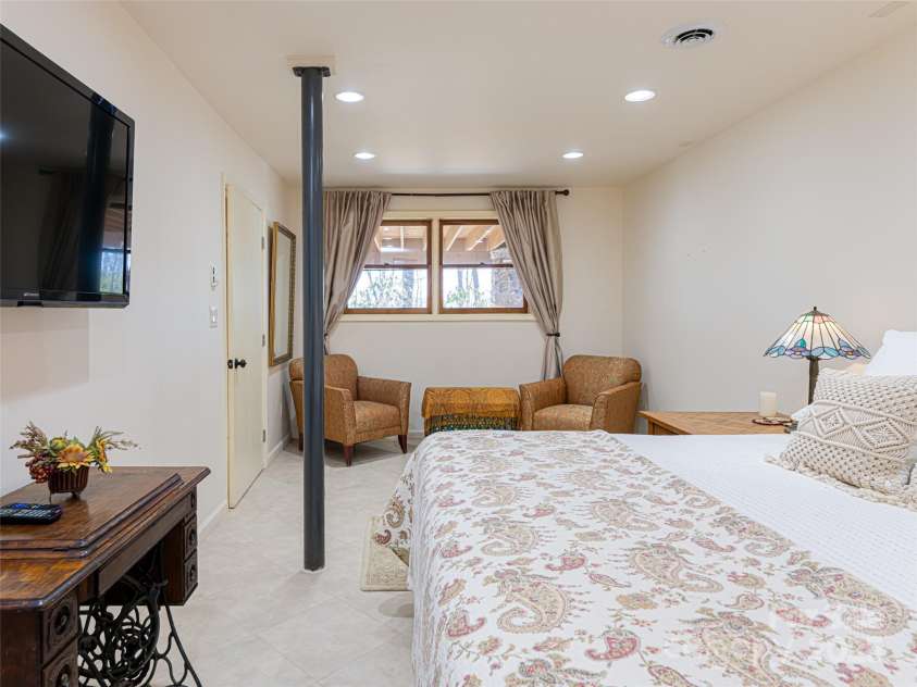 75 Deep Woods Road, Mills River, NC 28759.  MLS# CAR4235686, YatesRealty ID 2508. 