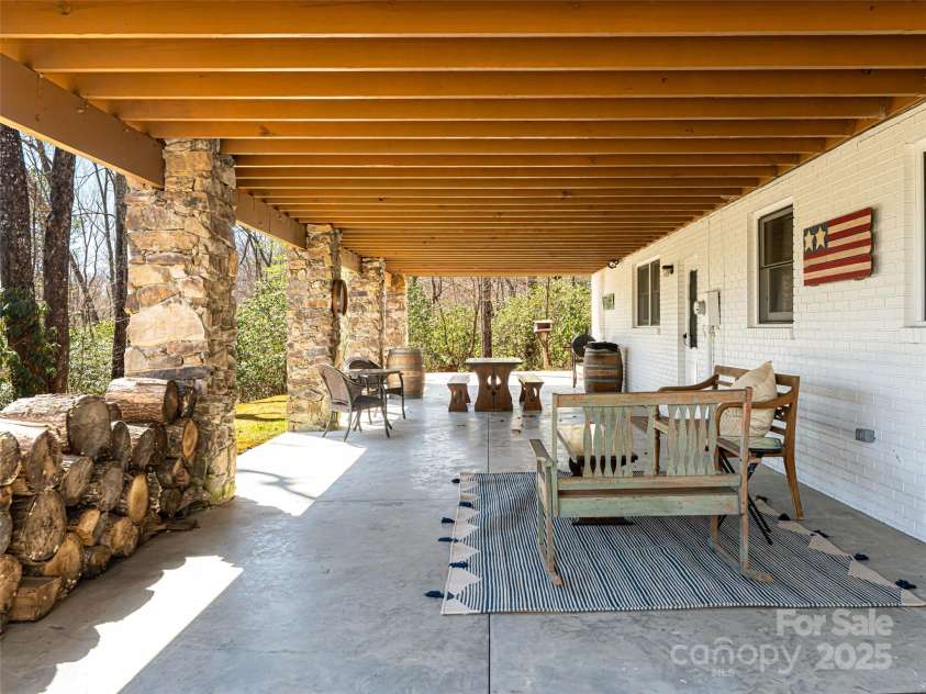 75 Deep Woods Road, Mills River, NC 28759.  MLS# CAR4235686, YatesRealty ID 2508. 