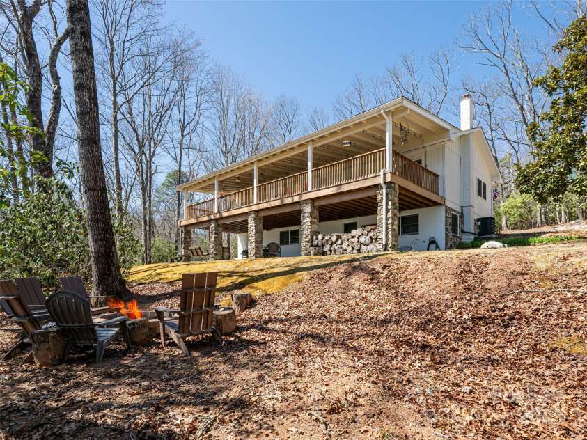 75 Deep Woods Road, Mills River, NC 28759.  MLS# CAR4235686, YatesRealty ID 2508. 