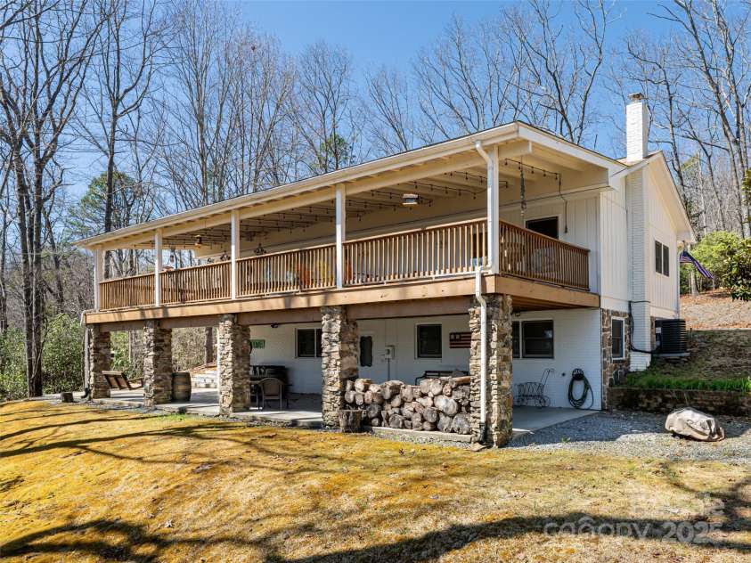 75 Deep Woods Road, Mills River, NC 28759.  MLS# CAR4235686, YatesRealty ID 2508. 