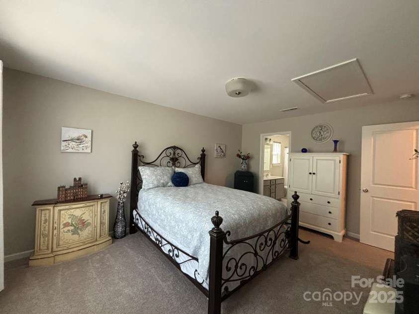 284 Old Harbor Drive, Mount Gilead, NC 27306.  MLS# CAR4272925, YatesRealty ID 25080. 