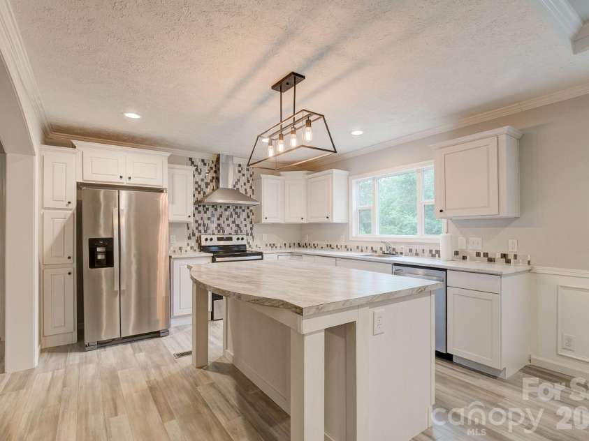 4837 Buck Street, Kershaw, SC 29067.  MLS# CAR4377107, YatesRealty ID 25080. 
