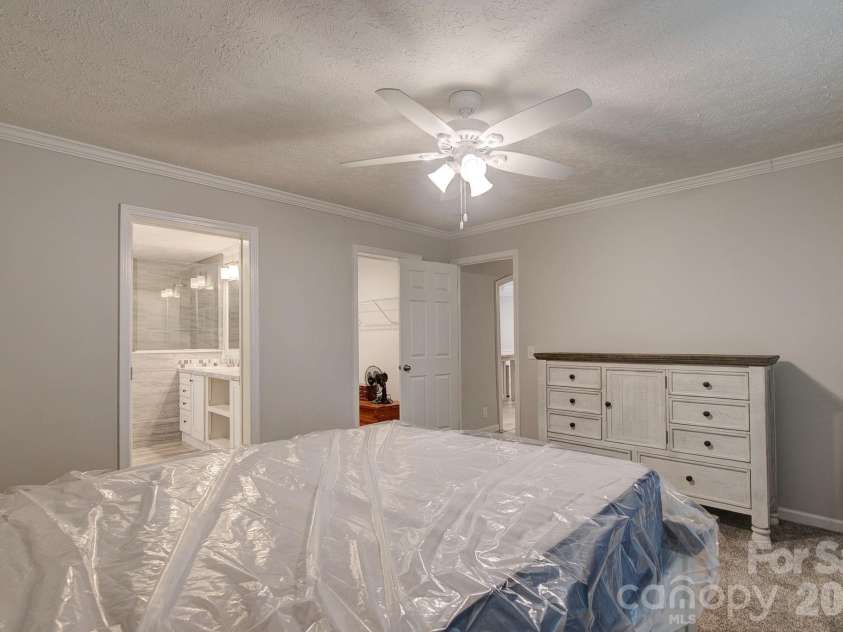 4837 Buck Street, Kershaw, SC 29067.  MLS# CAR4377107, YatesRealty ID 25080. 