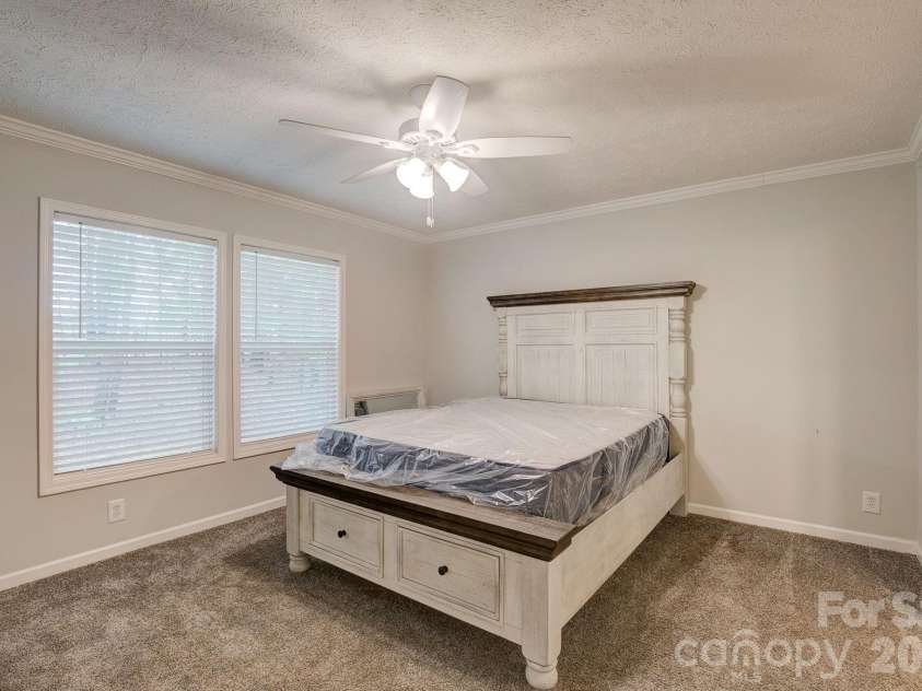 4837 Buck Street, Kershaw, SC 29067.  MLS# CAR4377107, YatesRealty ID 25080. 