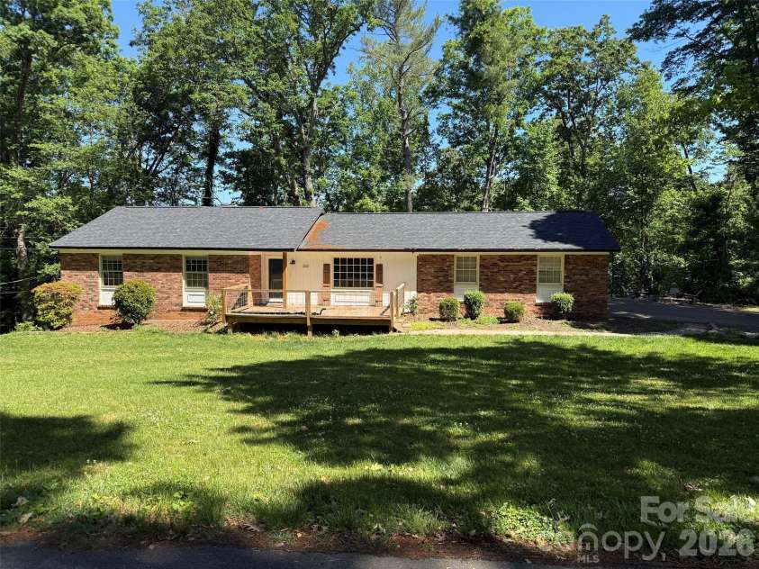260 Caldwell Road, North Wilkesboro, NC 28659.  MLS# CAR4381890, YatesRealty ID 25081. 