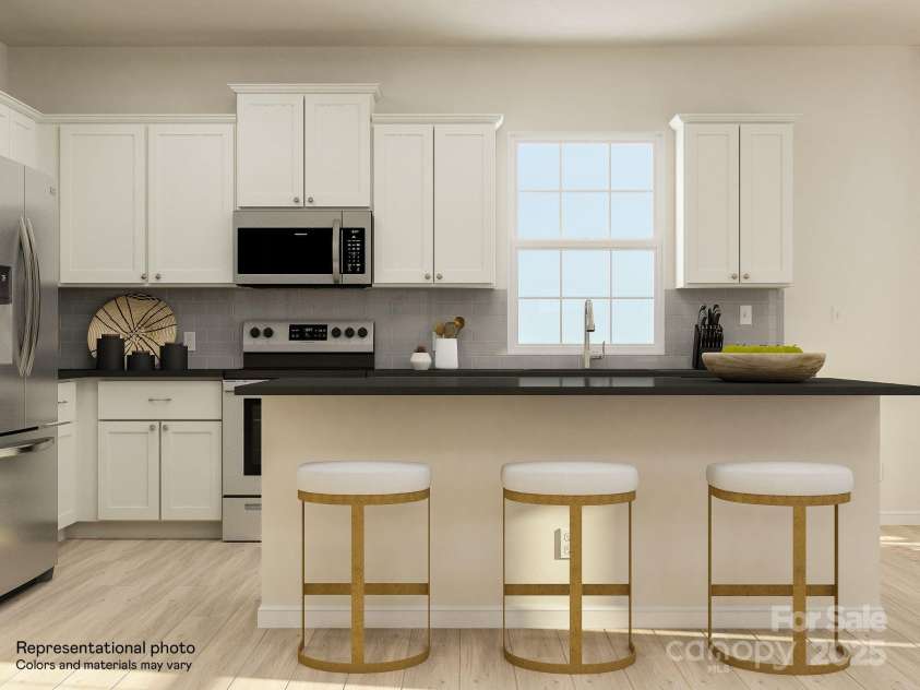 6406 Fairfax Court, Maiden, NC 28650.  MLS# CAR4276721, YatesRealty ID 25082. Kitchen