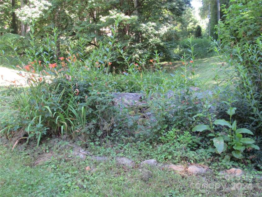 664 Woodfin Road, Sylva, NC 28779.  MLS# CAR4109164, YatesRealty ID 25082. 