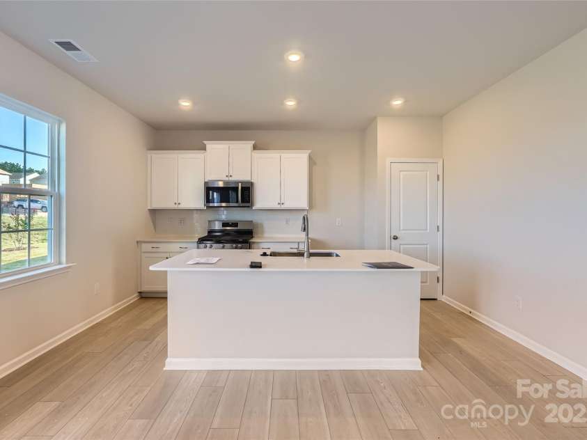 6337 Fairfax Court, Maiden, NC 28650.  MLS# CAR4264612, YatesRealty ID 25083. Kitchen