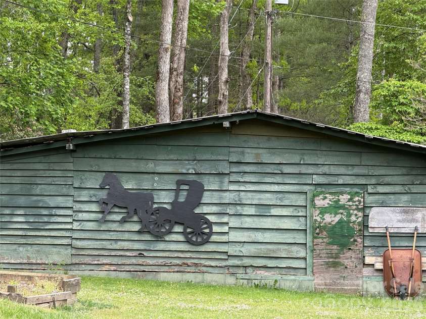 44 Tuttle Road, Hendersonville, NC 28792.  MLS# CAR4359823, YatesRealty ID 25084. Outdoor Barn/Shed