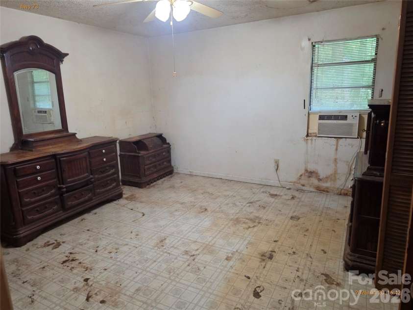 15612 Highway 73 Highway, Huntersville, NC 28078.  MLS# CAR4371649, YatesRealty ID 25085. 
