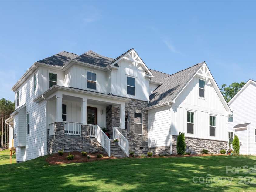 4257 Candlewood Drive, Sherrills Ford, NC 28673.  MLS# CAR4214752, YatesRealty ID 25085. 