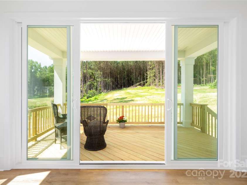 4257 Candlewood Drive, Sherrills Ford, NC 28673.  MLS# CAR4214752, YatesRealty ID 25085. 