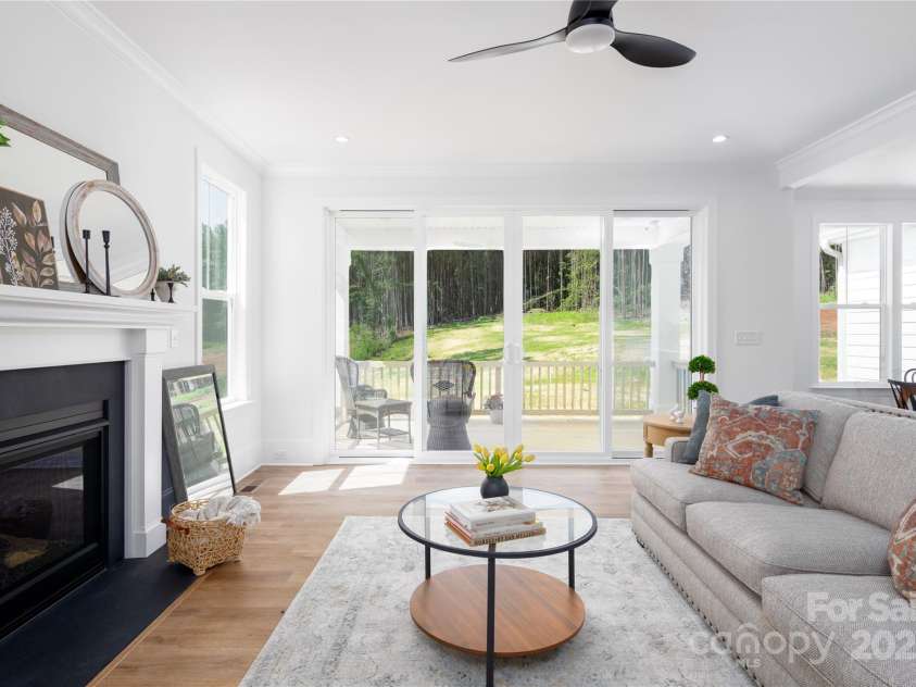 4257 Candlewood Drive, Sherrills Ford, NC 28673.  MLS# CAR4214752, YatesRealty ID 25085. 