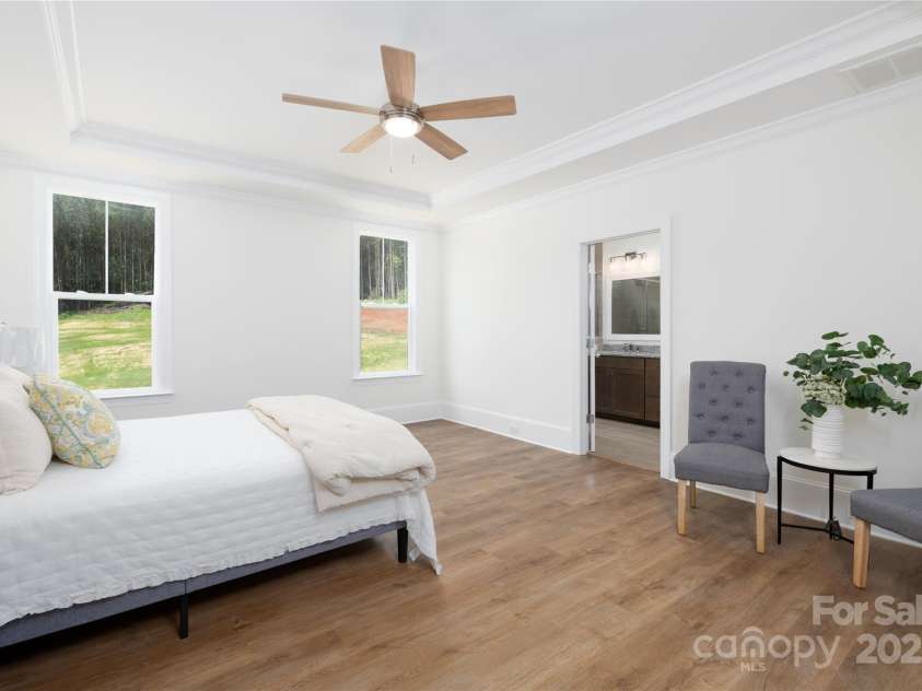 4257 Candlewood Drive, Sherrills Ford, NC 28673.  MLS# CAR4214752, YatesRealty ID 25085. 