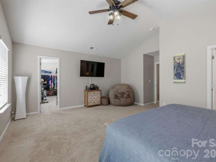 2812 Westbury Court, Dallas, NC 28034.  MLS# CAR4381742, YatesRealty ID 25086. Primary BR