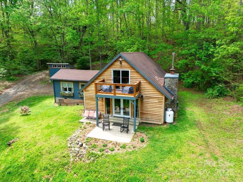 406 Poker Branch Road, Sylva, NC 28779.  MLS# CAR4260148, YatesRealty ID 25087. 