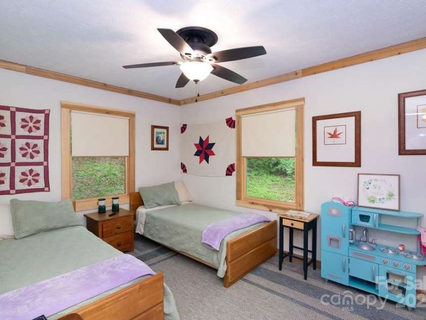 406 Poker Branch Road, Sylva, NC 28779.  MLS# CAR4260148, YatesRealty ID 25087. 