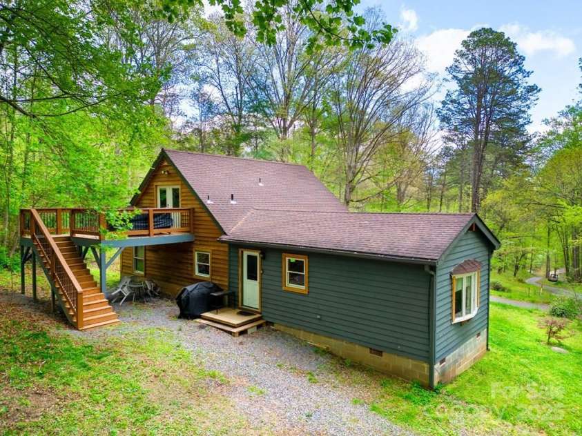 406 Poker Branch Road, Sylva, NC 28779.  MLS# CAR4260148, YatesRealty ID 25087. 