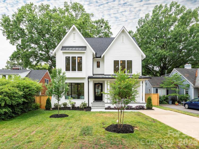 2510 Chesterfield Avenue, Charlotte, NC 28205.  MLS# CAR4370209, YatesRealty ID 25089. Front