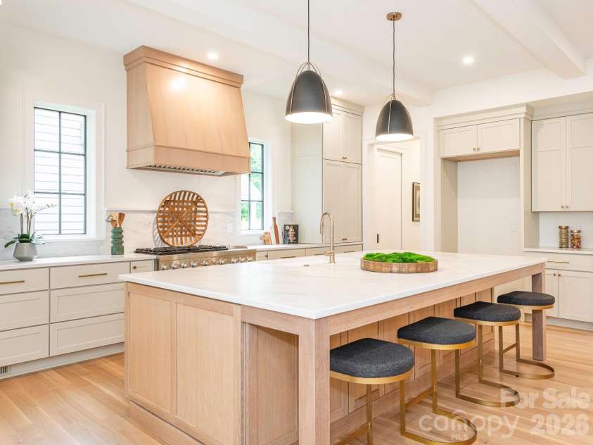2510 Chesterfield Avenue, Charlotte, NC 28205.  MLS# CAR4370209, YatesRealty ID 25089. Kitchen