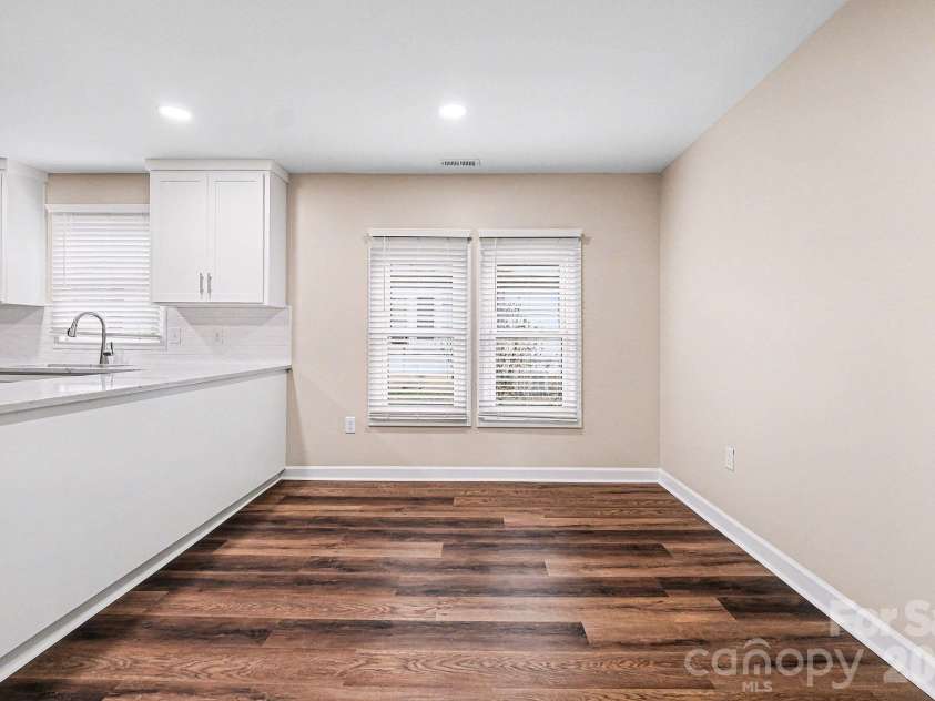 416 Pine Street, Cherryville, NC 28021.  MLS# CAR4340739, YatesRealty ID 2509. Spacious dining area