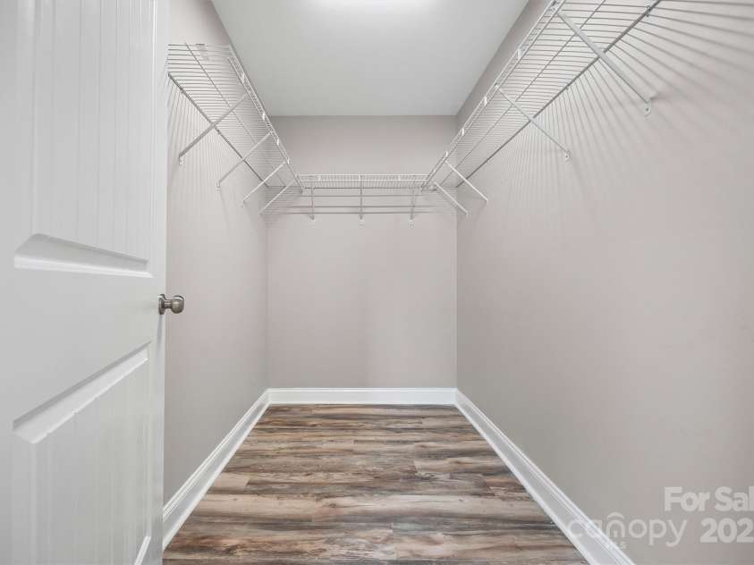 560 Walnut Street, Rock Hill, SC 29730.  MLS# CAR4305950, YatesRealty ID 2509. 