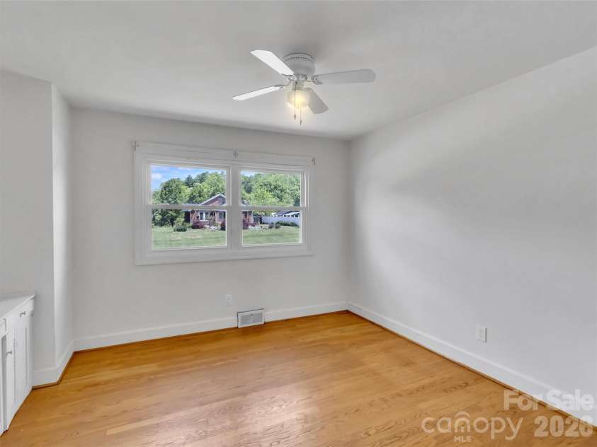 17 Hickory View Lane, Canton, NC 28716.  MLS# CAR4380208, YatesRealty ID 25090. Bedroom 1