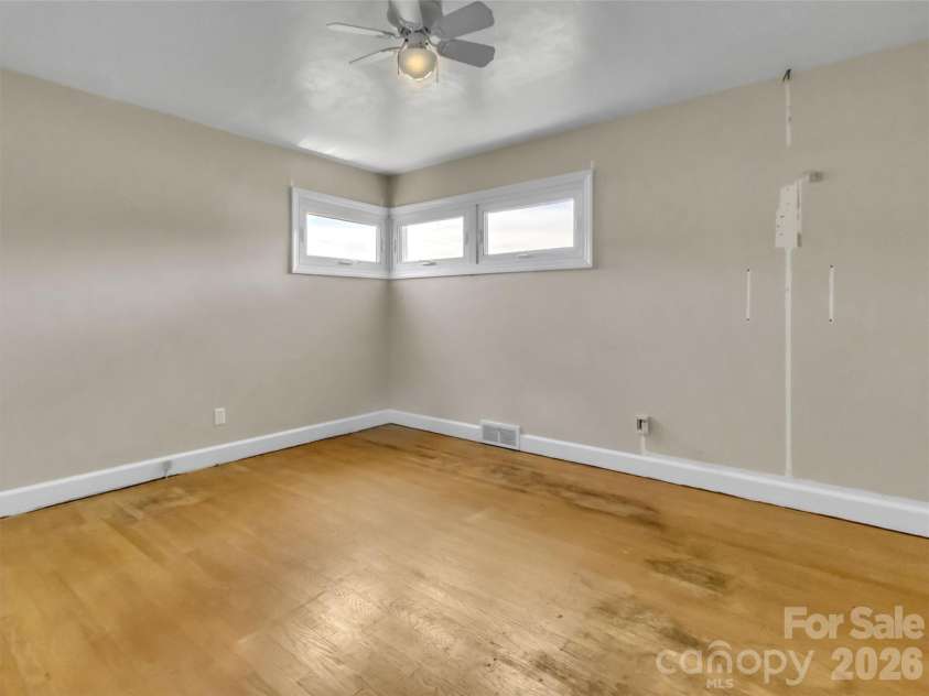 17 Hickory View Lane, Canton, NC 28716.  MLS# CAR4380208, YatesRealty ID 25090. Bedroom 2