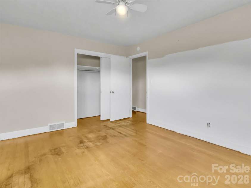 17 Hickory View Lane, Canton, NC 28716.  MLS# CAR4380208, YatesRealty ID 25090. Bedroom 2