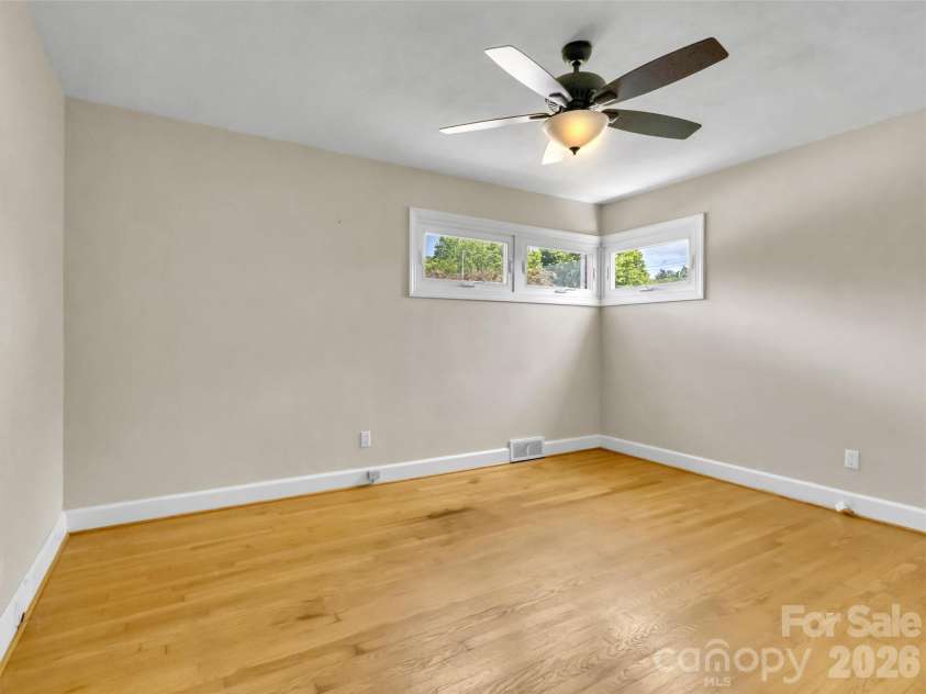17 Hickory View Lane, Canton, NC 28716.  MLS# CAR4380208, YatesRealty ID 25090. Bedroom 3