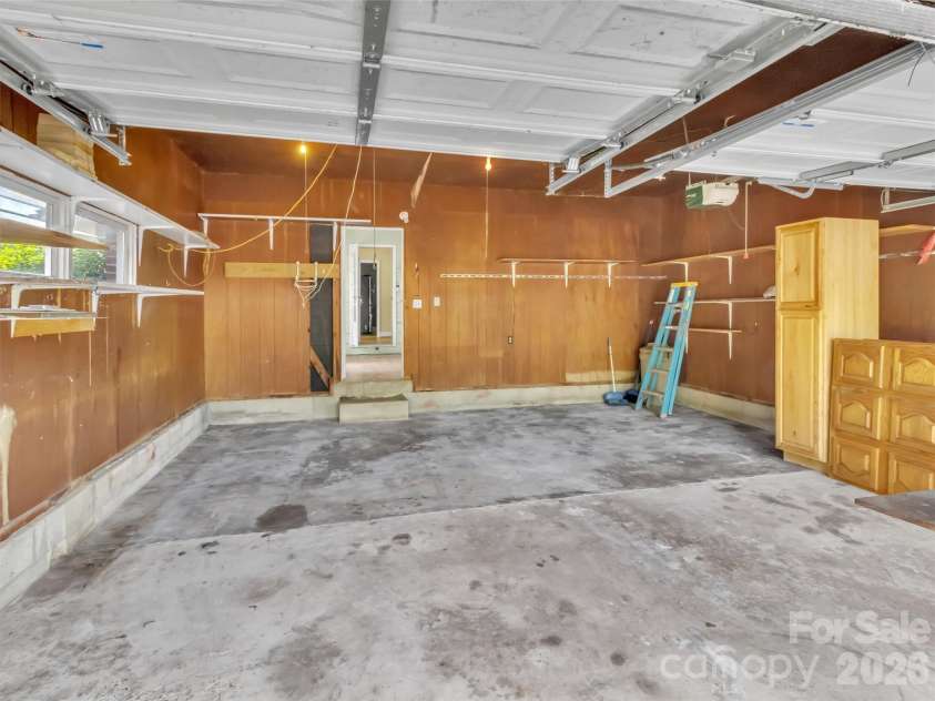 17 Hickory View Lane, Canton, NC 28716.  MLS# CAR4380208, YatesRealty ID 25090. Inside garage