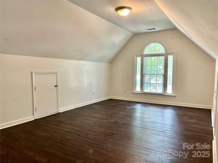 9907 Furlong Trail, Charlotte, NC 28269.  MLS# CAR4255692, YatesRealty ID 25090. 
