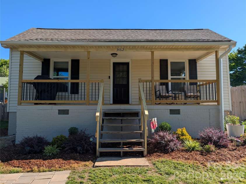 3462 Roberta Road, Concord, NC 28027.  MLS# CAR4382419, YatesRealty ID 25095. 