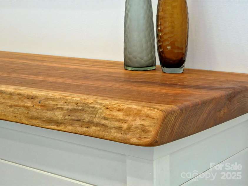 690 Settlers Trail, Mars Hill, NC 28754.  MLS# CAR4259983, YatesRealty ID 25096. Cherry Fireplace Mantle - Closeup